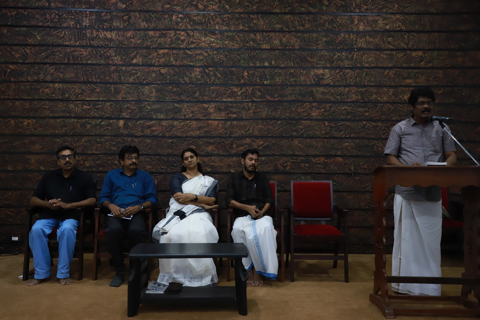 മലയാള ഭാഷാ വാരാചരണം നടത്തി.